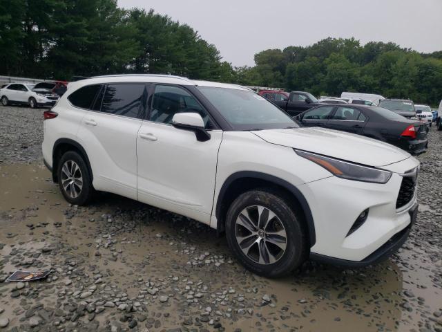 Photo 4 from auction – 2021 TOYOTA HIGHLANDER with VIN 5TDGZRBH8MS527170
