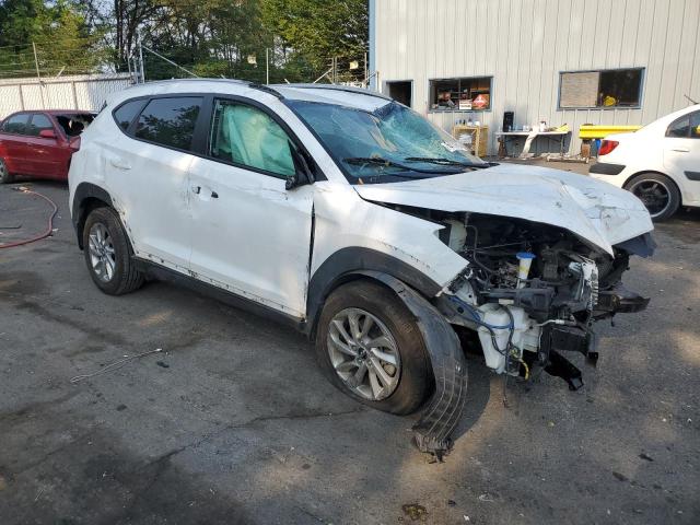 Photo 4 from auction – 2016 HYUNDAI TUCSON LIM with VIN KM8J3CA21GU024755
