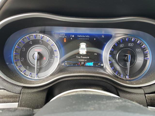Photo 9 from auction – 2015 CHRYSLER 300 LIMITE with VIN 2C3CCAAG3FH898480