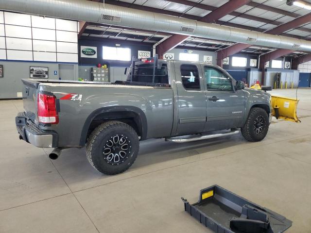 Photo 3 from auction – 2011 GMC SIERRA K15 with VIN 1GTR2VE37BZ134066