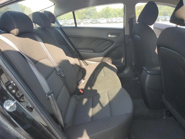 Photo 10 from auction – 2017 KIA FORTE LX with VIN 3KPFK4A79HE018247
