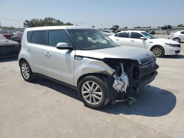 Photo 4 from auction – 2019 KIA SOUL + with VIN KNDJP3A53K7698528