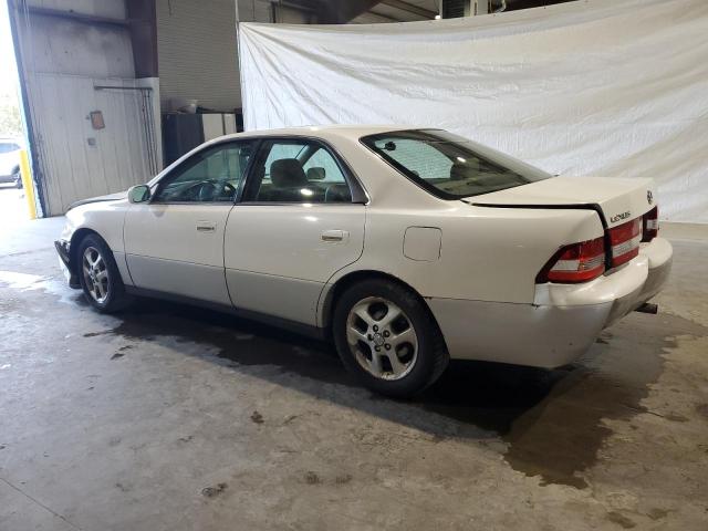 Photo 2 from auction – 2000 LEXUS ES 300 with VIN JT8BF28G9Y5097636
