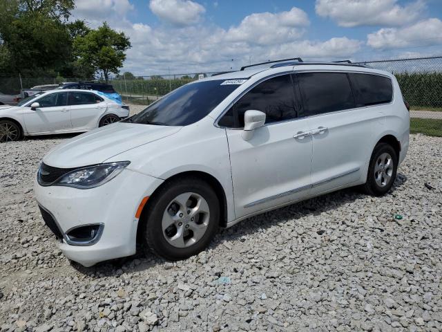 CHRYSLER PACIFICA T 2017 with VIN 2C4RC1EG7HR652867 - Photo from auction