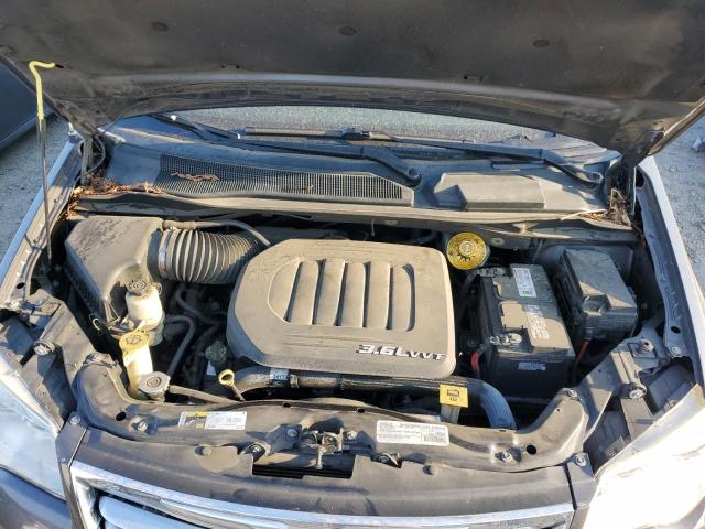 Photo 12 from auction – 2016 CHRYSLER TOWN & COU with VIN 2C4RC1BG0GR296409