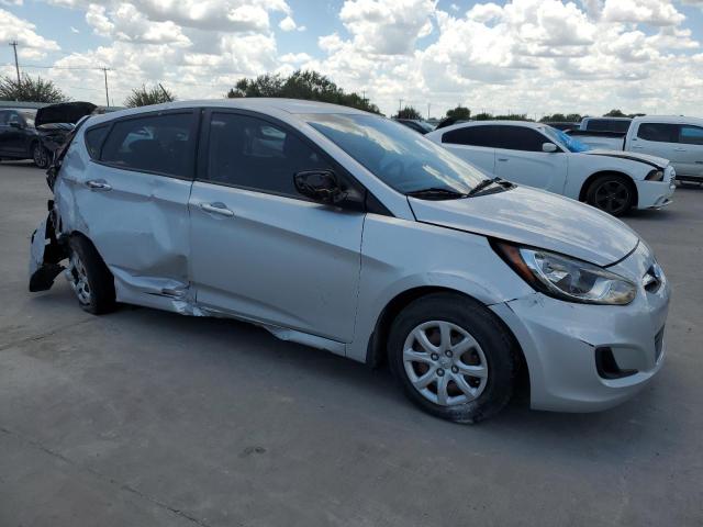 Photo 4 from auction – 2013 HYUNDAI ACCENT GLS with VIN KMHCT5AE0DU088067