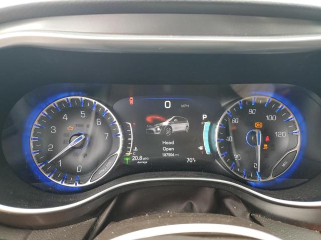 Photo 9 from auction – 2017 CHRYSLER PACIFICA T with VIN 2C4RC1EG6HR514138