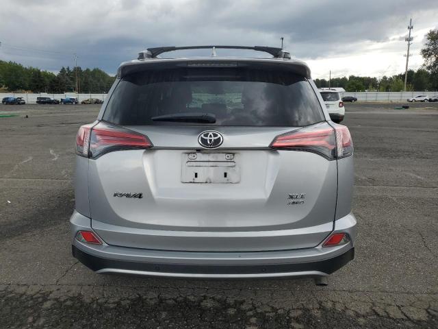 Photo 6 from auction – 2017 TOYOTA RAV4 XLE with VIN 2T3RFREV8HW677058