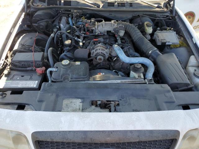 Photo 11 from auction – 2005 FORD CROWN VICT with VIN 2FAFP71W85X124131