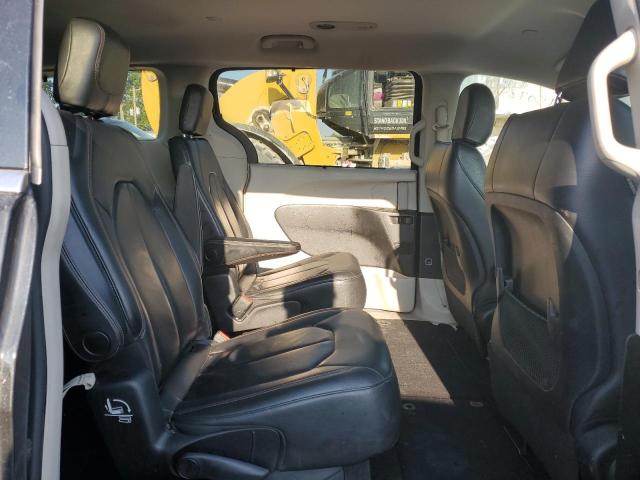 Photo 11 from auction – 2017 CHRYSLER PACIFICA T with VIN 2C4RC1BG4HR591241