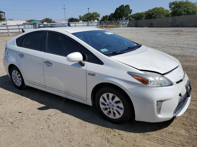 Foto 4 de la subasta – 2014 TOYOTA PRIUS PLUG con VIN JTDKN3DP6E3054251