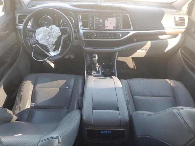 Photo 8 from auction – 2015 TOYOTA HIGHLANDER with VIN 5TDDKRFH9FS197947