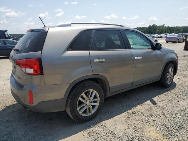Photo 3 from auction – 2015 KIA SORENTO LX with VIN 5XYKT3A66FG652600