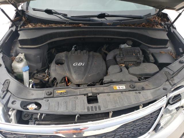 Photo 12 from auction – 2015 KIA SORENTO LX with VIN 5XYKT3A64FG620440