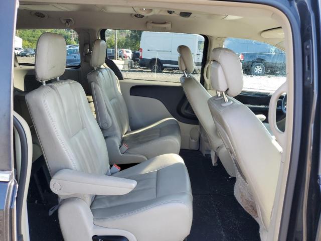 Photo 11 from auction – 2013 CHRYSLER TOWN & COU with VIN 2C4RC1BG5DR526456