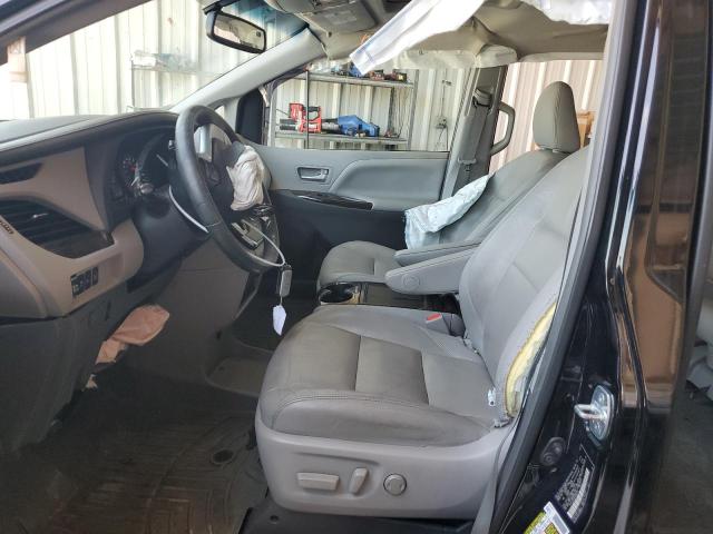 Photo 7 from auction – 2017 TOYOTA SIENNA XLE with VIN 5TDYZ3DC4HS892678