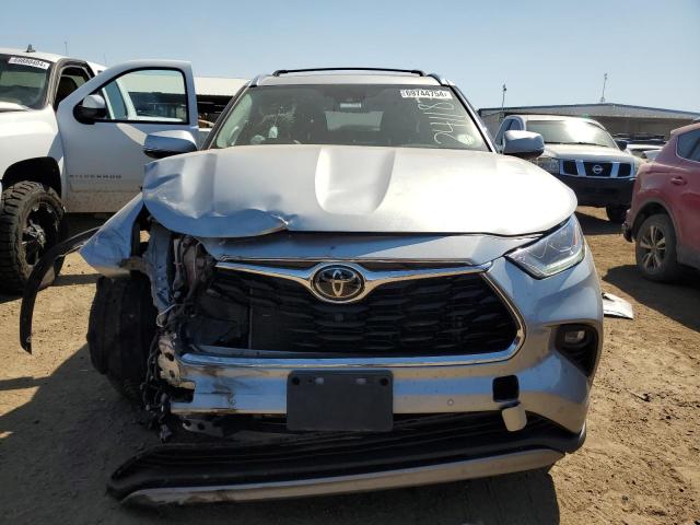 Photo 5 from auction – 2021 TOYOTA HIGHLANDER with VIN 5TDFZRBH6MS160961