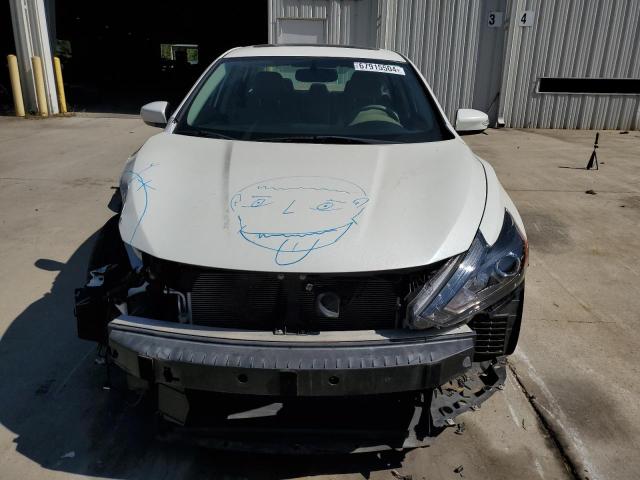 Photo 5 from auction – 2017 NISSAN ALTIMA 3.5 with VIN 1N4BL3AP1HC178089