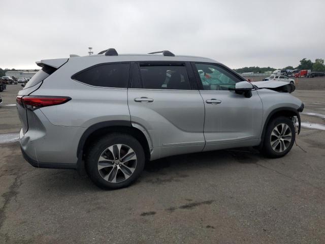 Photo 3 from auction – 2021 TOYOTA HIGHLANDER with VIN 5TDGZRBH8MS555938