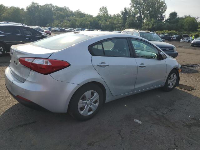 Photo 3 from auction – 2016 KIA FORTE LX with VIN KNAFK4A60G5568533