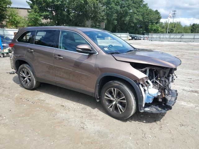 Photo 4 from auction – 2019 TOYOTA HIGHLANDER with VIN 5TDBZRFH8KS952843