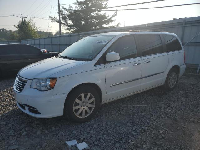 Photo 1 from auction – 2015 CHRYSLER TOWN & COU with VIN 2C4RC1BG0FR629240