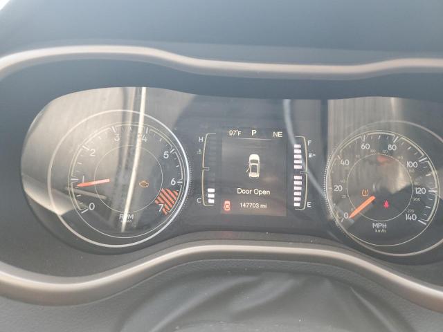 Photo 9 from auction – 2015 JEEP CHEROKEE L with VIN 1C4PJMCB8FW505483