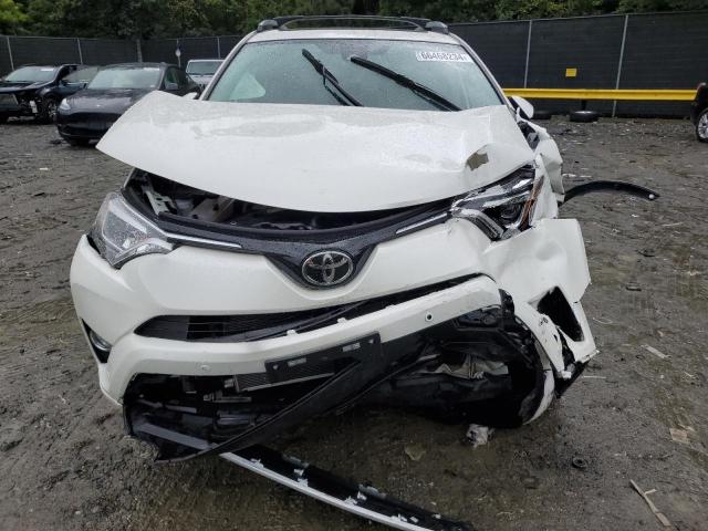 Photo 5 from auction – 2017 TOYOTA RAV4 LIMIT with VIN 2T3DFREVXHW606079