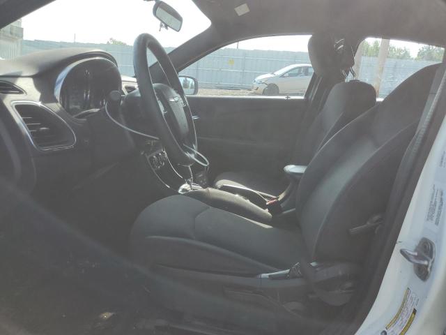 Photo 7 from auction – 2014 CHRYSLER 200 LX with VIN 1C3CCBAB9EN127439