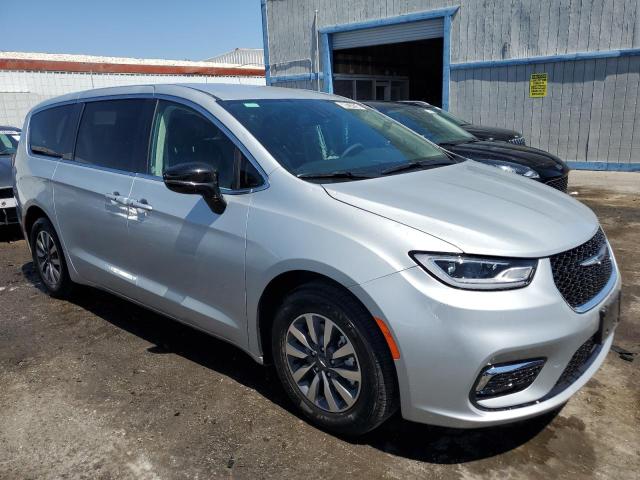 Photo 4 from auction – 2024 CHRYSLER PACIFICA H with VIN 2C4RC1S7XRR144561