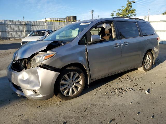 TOYOTA SIENNA XLE 2017 with VIN 5TDDZ3DC5HS177231 - Photo from auction