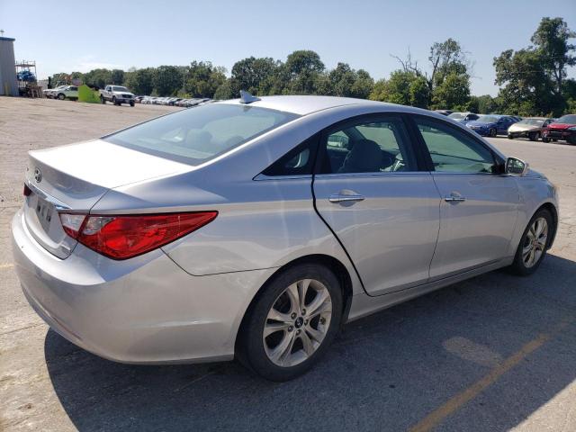 Photo 3 from auction – 2011 HYUNDAI SONATA SE with VIN 5NPEC4AC2BH116092