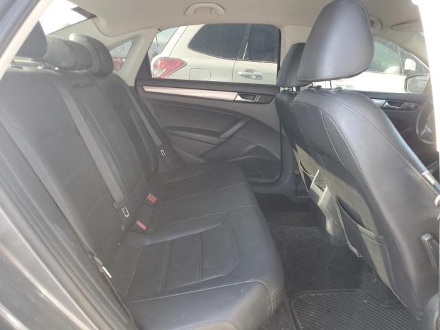 Photo 10 from auction – 2015 VOLKSWAGEN PASSAT S with VIN 1VWAT7A35FC094183