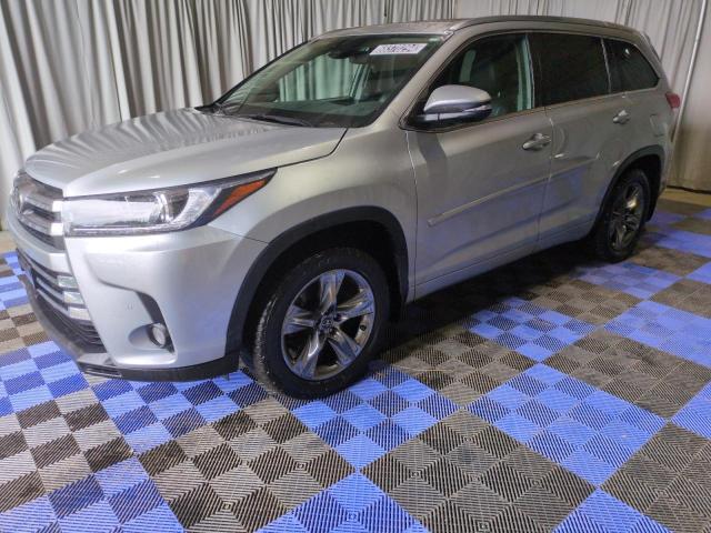 TOYOTA HIGHLANDER 2018 with VIN 5TDDZRFH5JS815754 - Photo from auction