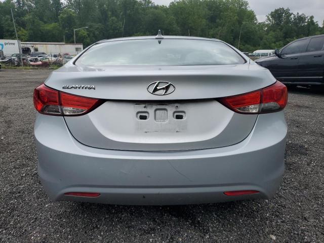 Photo 6 from auction – 2012 HYUNDAI ELANTRA GL with VIN 5NPDH4AEXCH091779