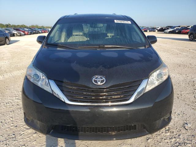 Photo 5 from auction – 2016 TOYOTA SIENNA LE with VIN 5TDKK3DC4GS712401