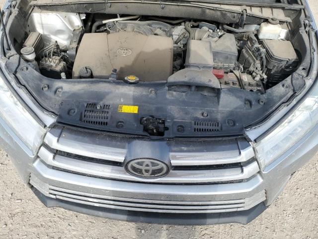 Фото 12 с аукциона – 2017 TOYOTA HIGHLANDER с VIN 5TDBZRFH0HS378120
