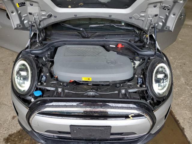 Photo 11 from auction – 2023 MINI COOPER SE with VIN WMW13DJ09P2T81795