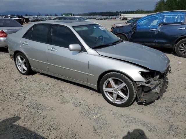 Photo 4 from auction – 2001 LEXUS IS 300 with VIN JTHBD182410003833