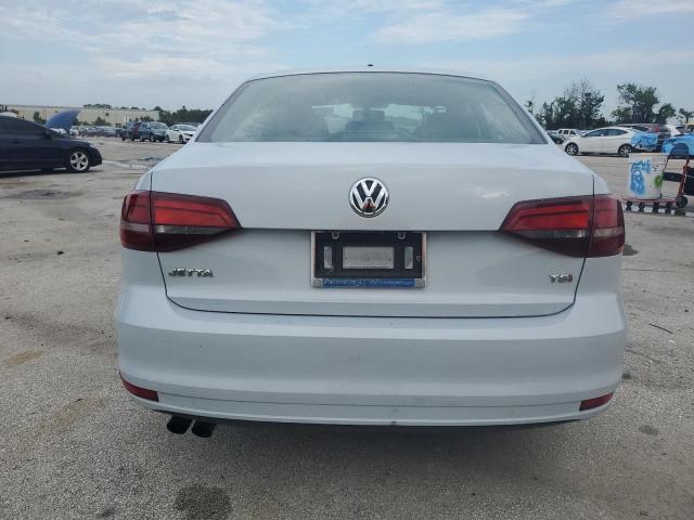 Photo 6 from auction – 2017 VOLKSWAGEN JETTA S with VIN 3VW2B7AJ5HM232652