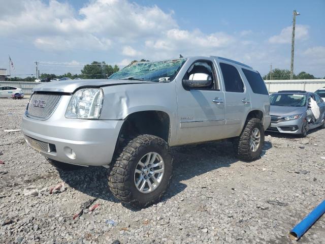 GMC YUKON DENA 2011 with VIN 1GKS2EEF8BR127725 - Photo from auction