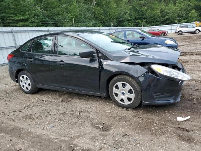 Foto 4 de la subasta – 2017 FORD FOCUS S con VIN 1FADP3E25HL250598