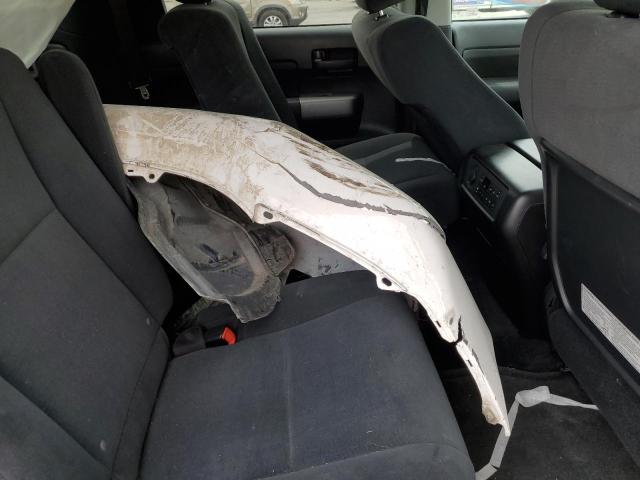 Photo 13 from auction – 2014 TOYOTA SEQUOIA SR with VIN 5TDBY5G18ES100428