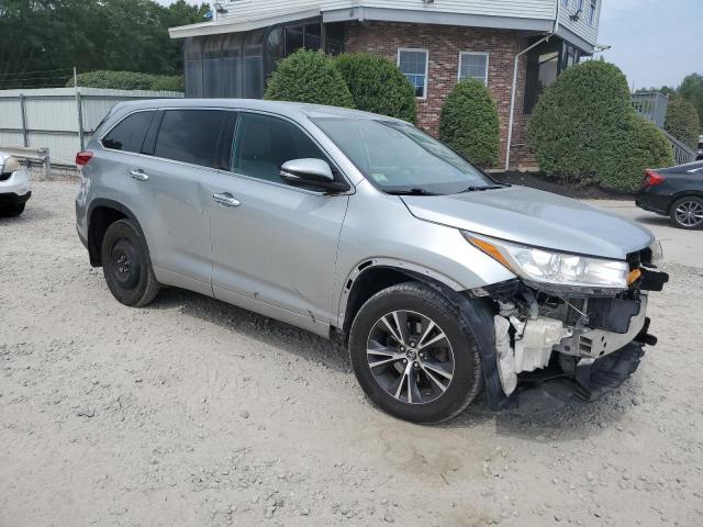 Photo 4 from auction – 2018 TOYOTA HIGHLANDER with VIN 5TDBZRFH1JS913185