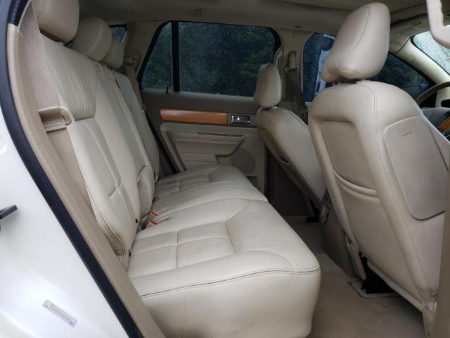 Photo 11 from auction – 2007 LINCOLN MKX with VIN 2LMDU88C97BJ07883