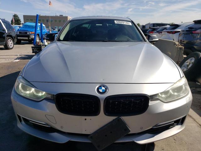 صورة رقم 5 من المزاد - 2015 BMW 335 XI مع VIN WBA3B9C54FF588877