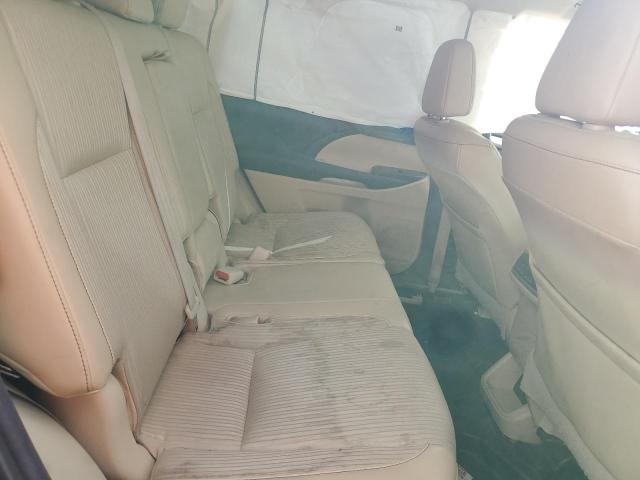 Photo 11 from auction – 2014 TOYOTA HIGHLANDER with VIN 5TDBKRFH3ES071542