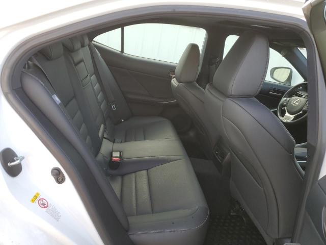 Photo 10 from auction – 2017 LEXUS IS 300 with VIN JTHCM1D27H5016695