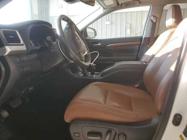 Photo 7 from auction – 2018 TOYOTA HIGHLANDER with VIN 5TDDZRFH2JS809751