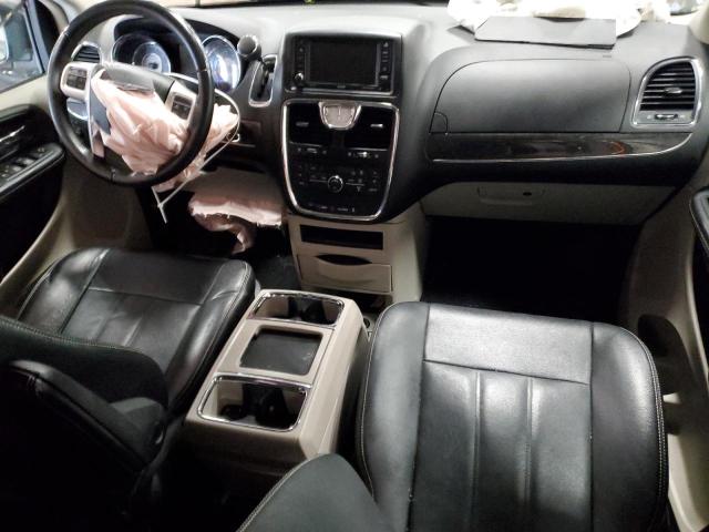 Photo 8 from auction – 2016 CHRYSLER TOWN & COU with VIN 2C4RC1BG6GR279887